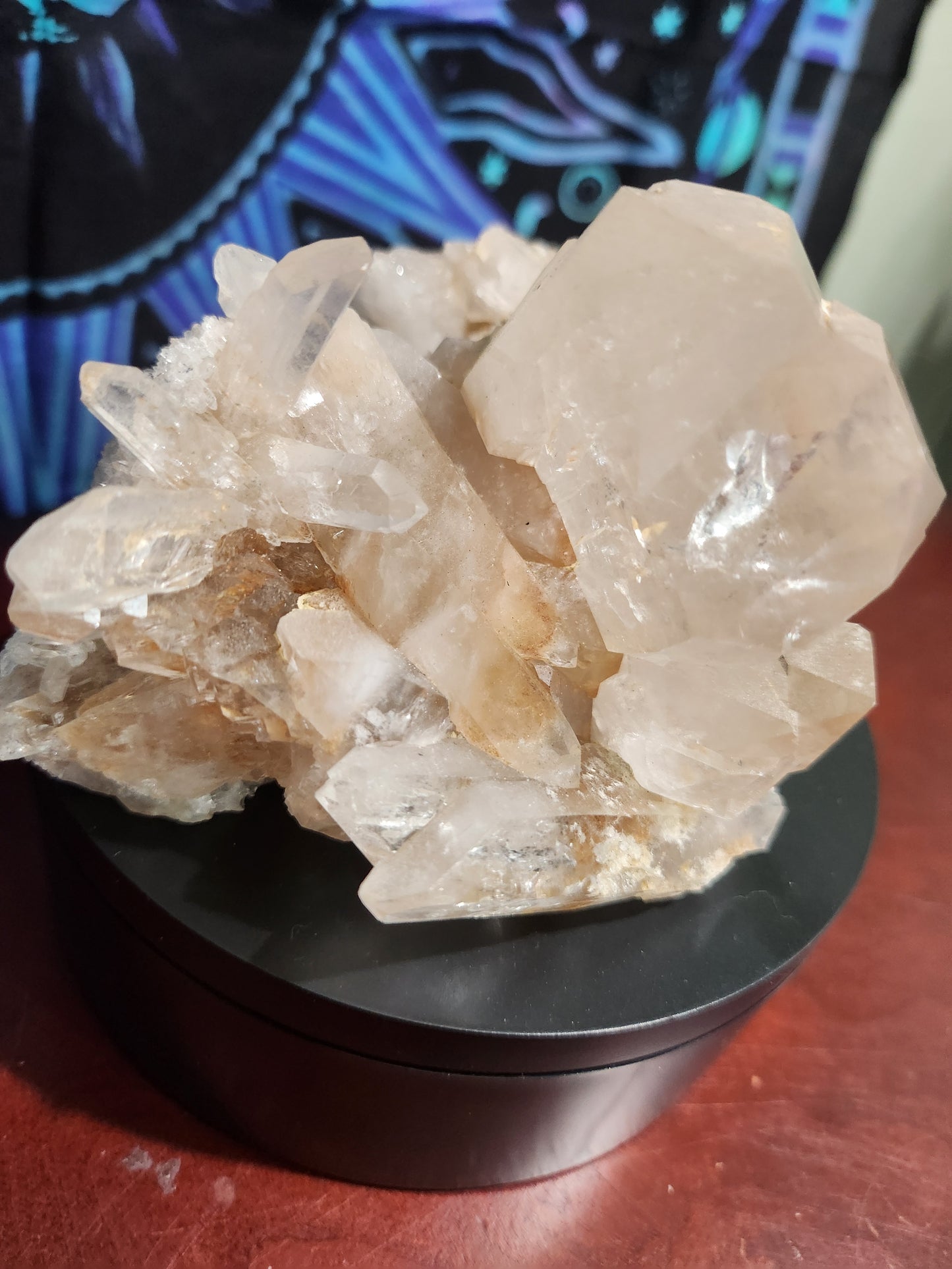 Quartz Cluster with points