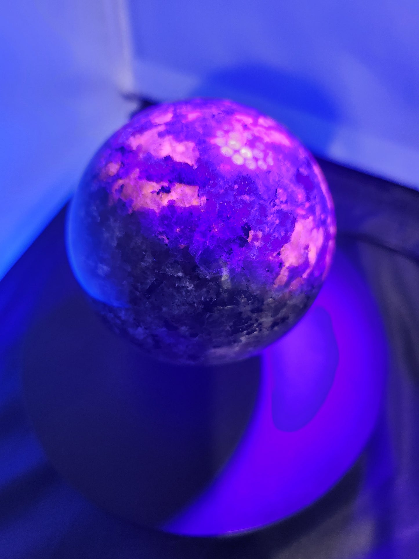 Yooperlite Sphere