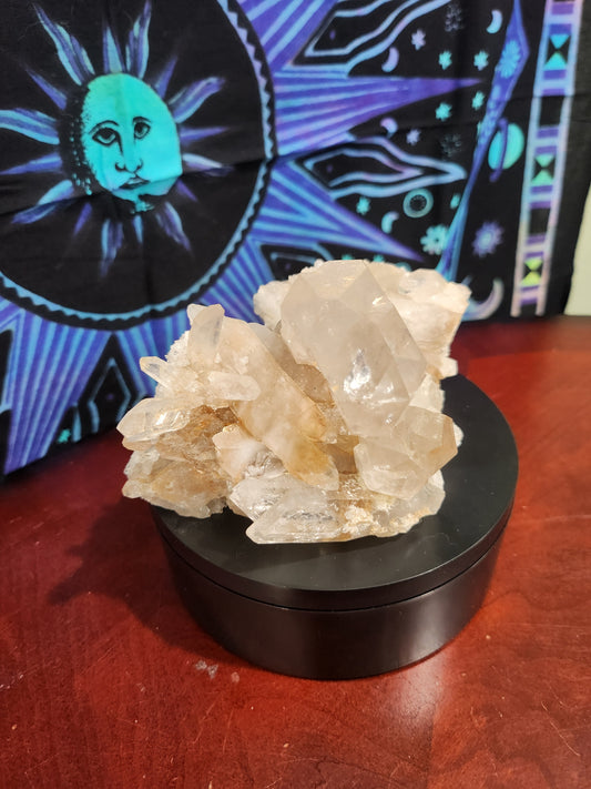 Quartz Cluster with points