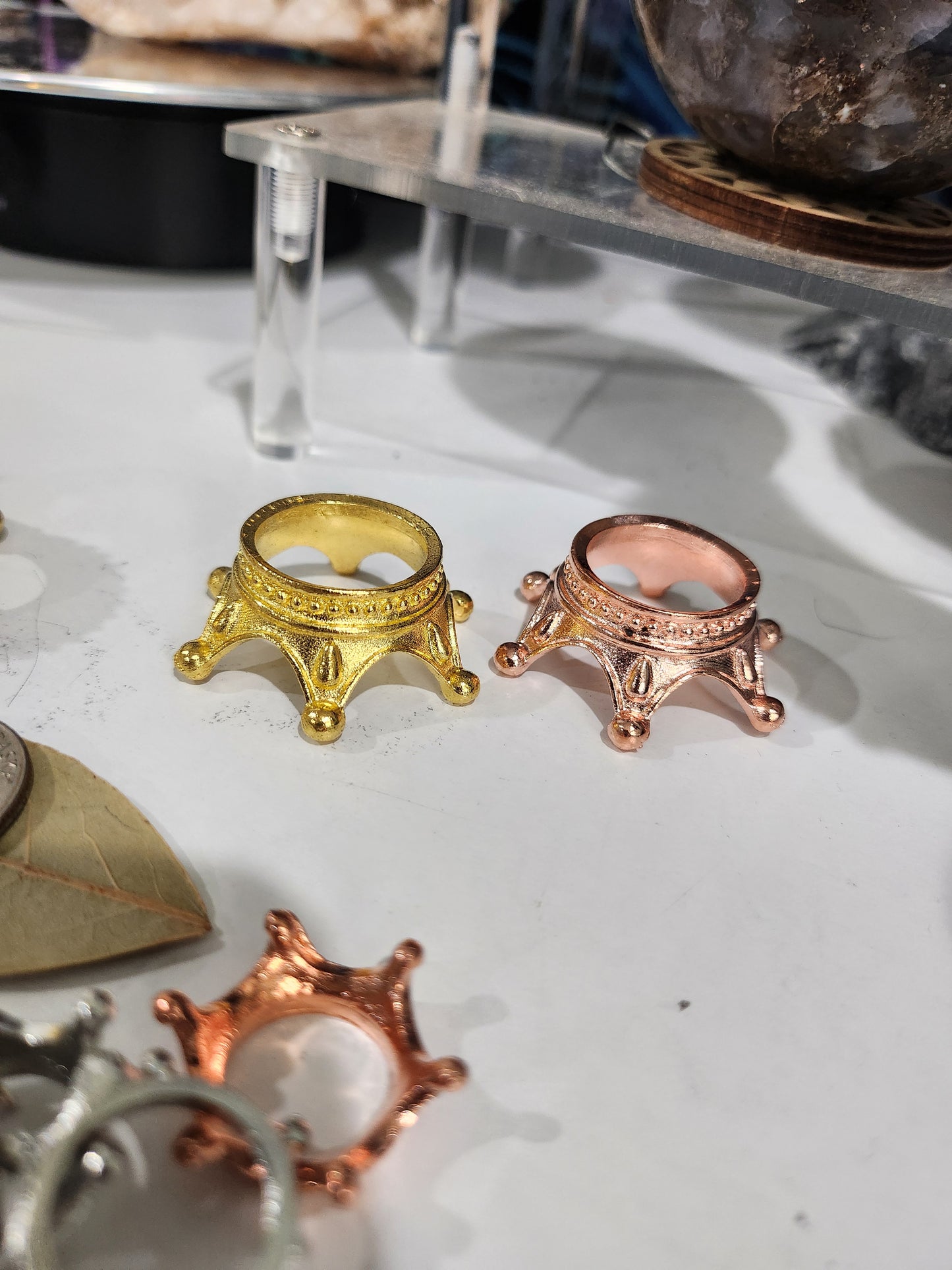 Crown Sphere Stands