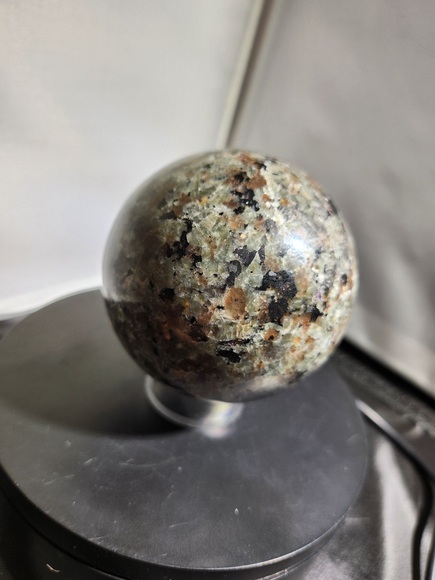 Yooperlite Sphere